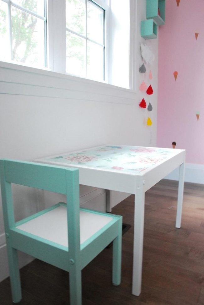 Mint Chair, Pink Walls, Creative Kids