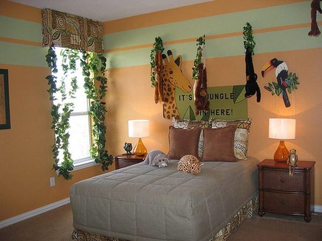 Orange Walls Green Stripes Jungle