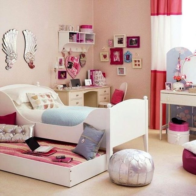 Pink And White Dual-Purpose Bedroom
