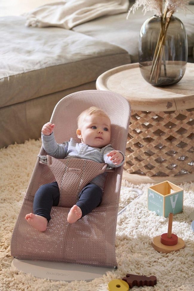 Breathable Modern Lounger Chair