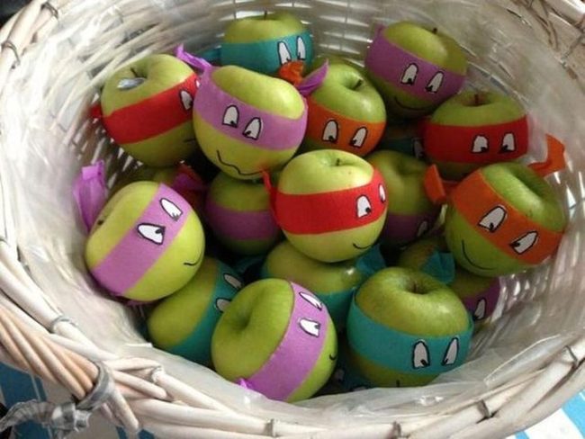 Fabric-Wrapped Apples In Wicker