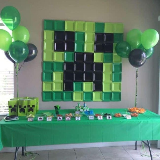 Paper Plate Green Minecraft Creepers