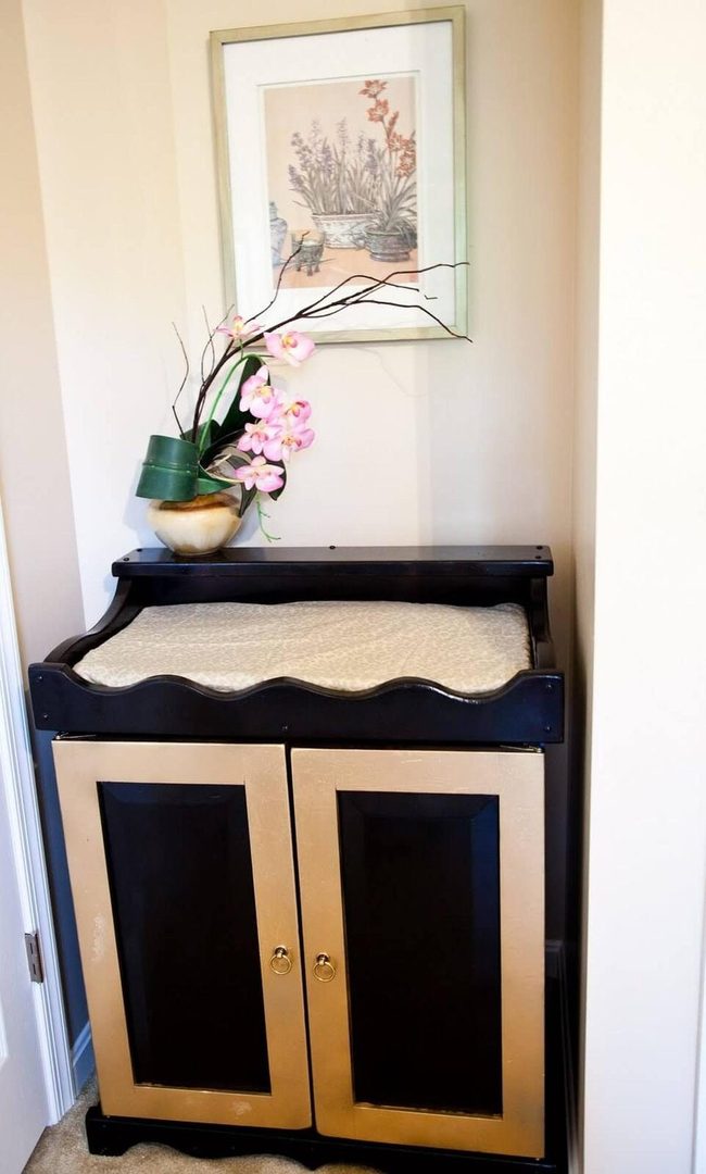 Black-Painted Wood Dresser Refresh