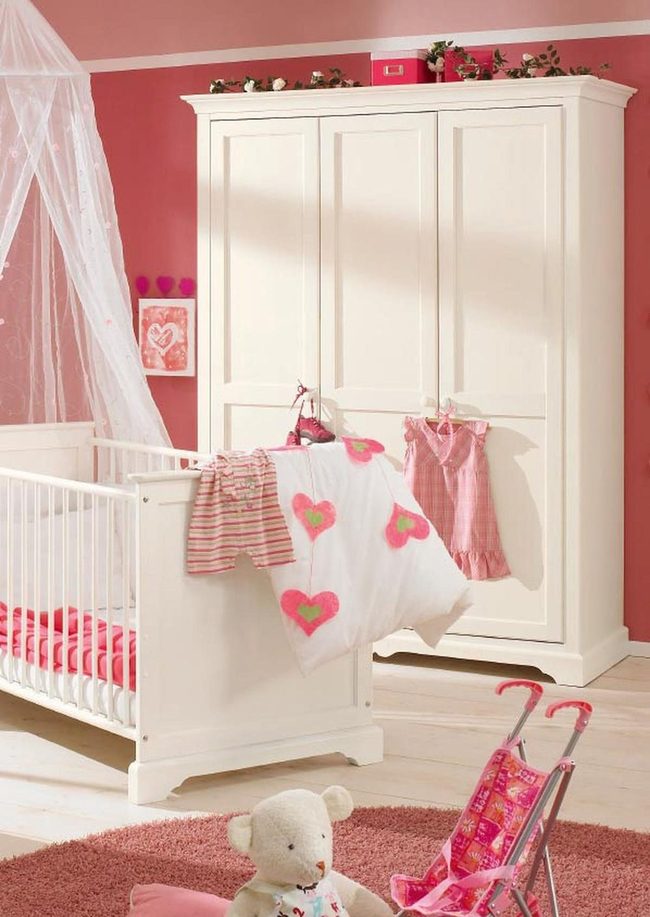 Pink Nursery With Heart Details