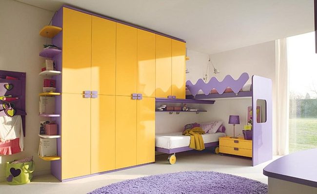 Yellow Wardrobe, Purple Dreams
