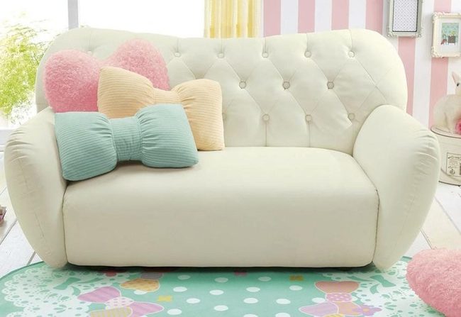 Teen Room Statement Couch