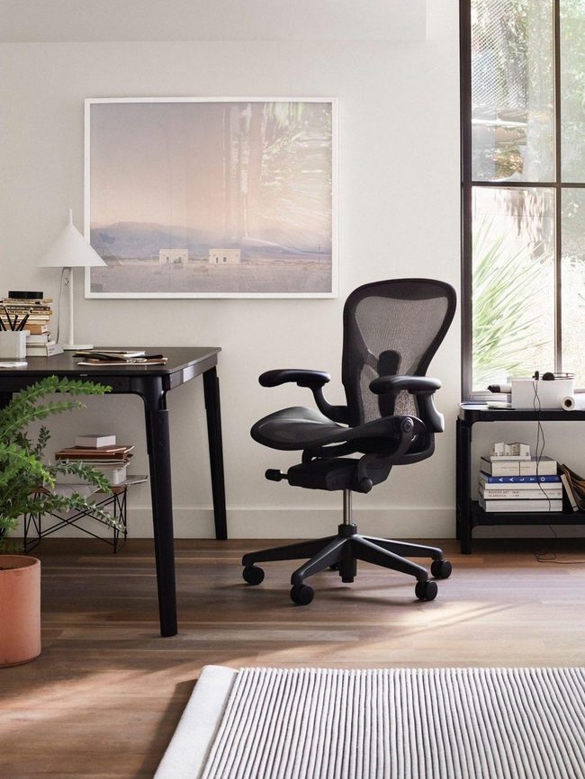 Mesh Back Study Chair