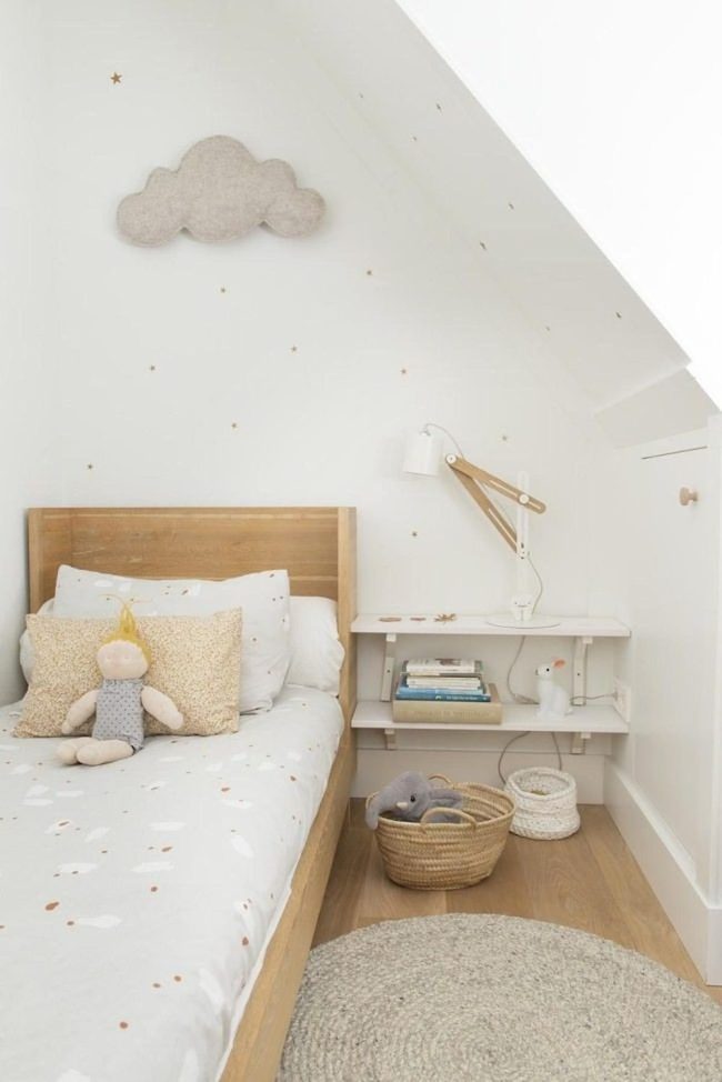 Light Wood And Cloud Dreams