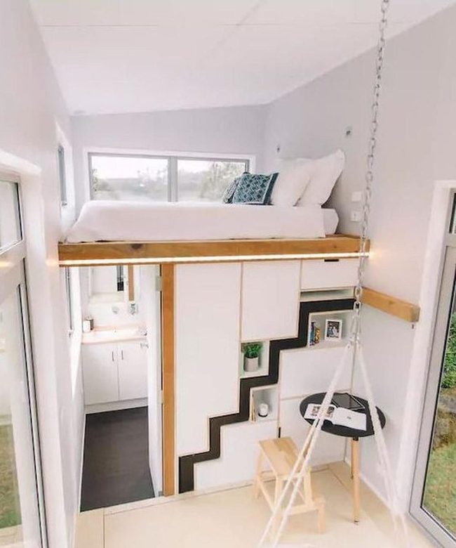 Loft Bed, Light Wood Efficiency