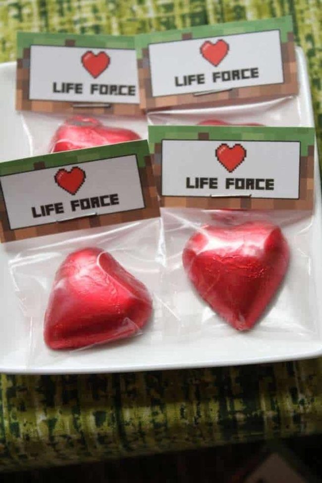 Minecraft Party Chocolate Heart Favors
