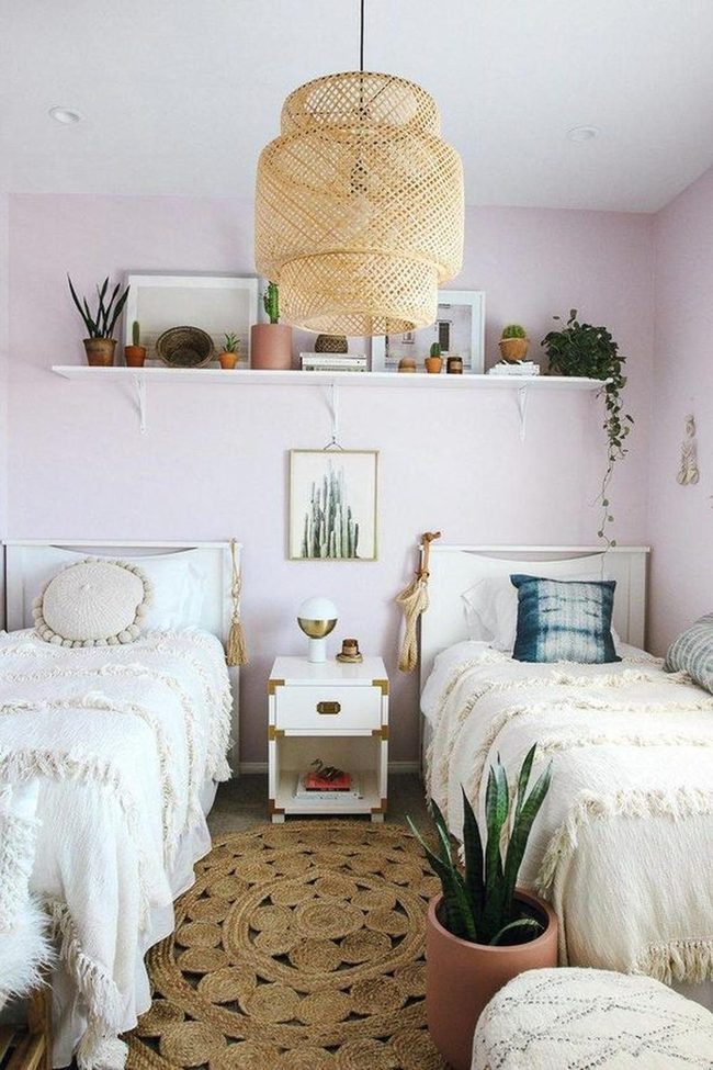 Pink Walls, Wicker Glow