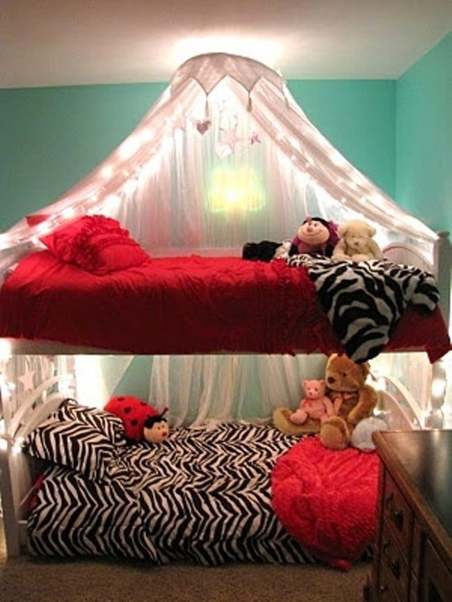 Teal Bunk Beds With Zebra Stripes