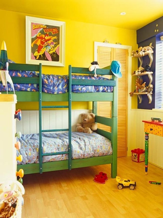 Yellow Walls, Green Bunk Dreams