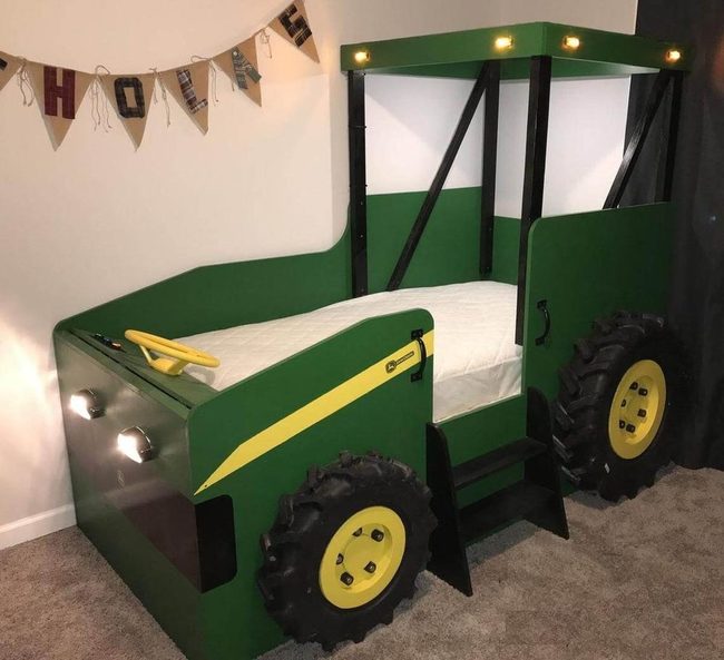Tractor Bed With Light-Up Headlights