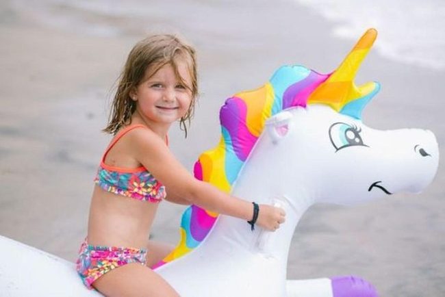 Rainbow Mane Beach Unicorns