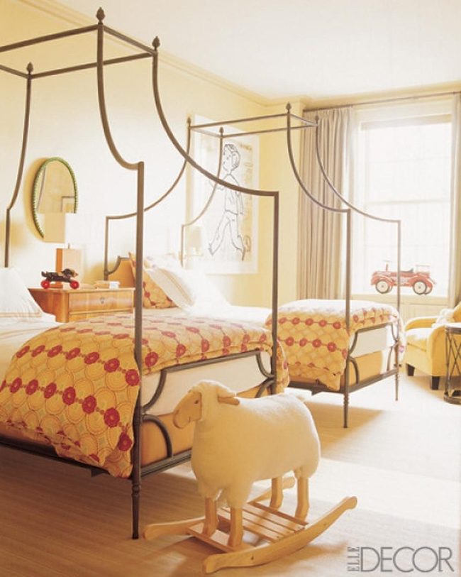 Sunny Twin Beds Sheep Room