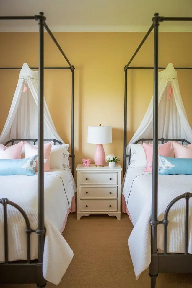 Matching Canopy Beds Twin Elegance