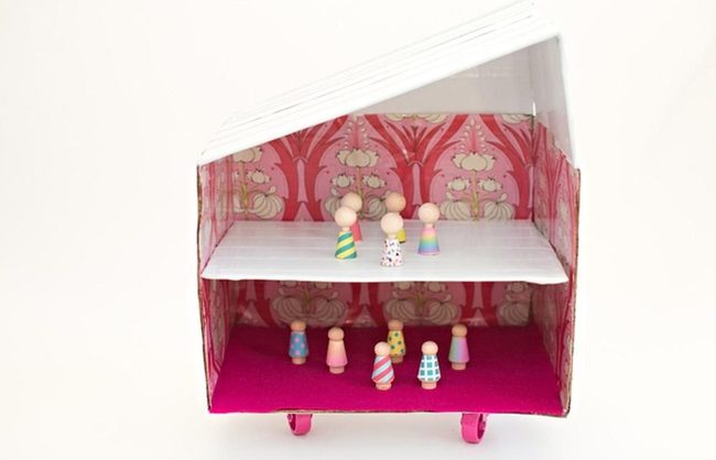 Pink Wooden Dollhouse, Peg Dolls Inside