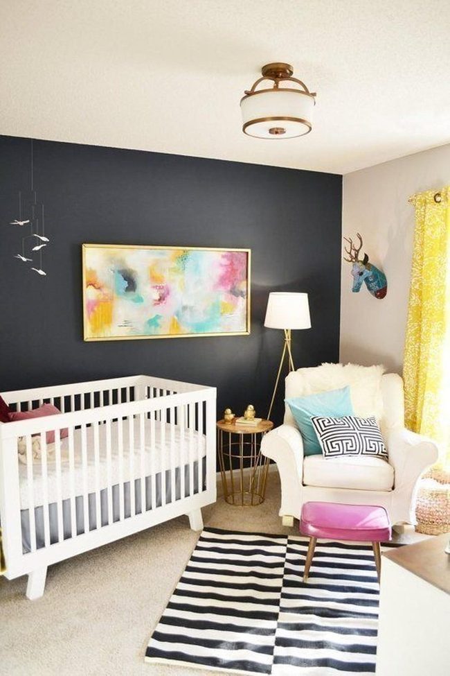 Charcoal Walls, White Crib Statement