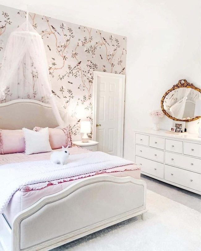 Grey Walls, Olive Branches, Pink Bed