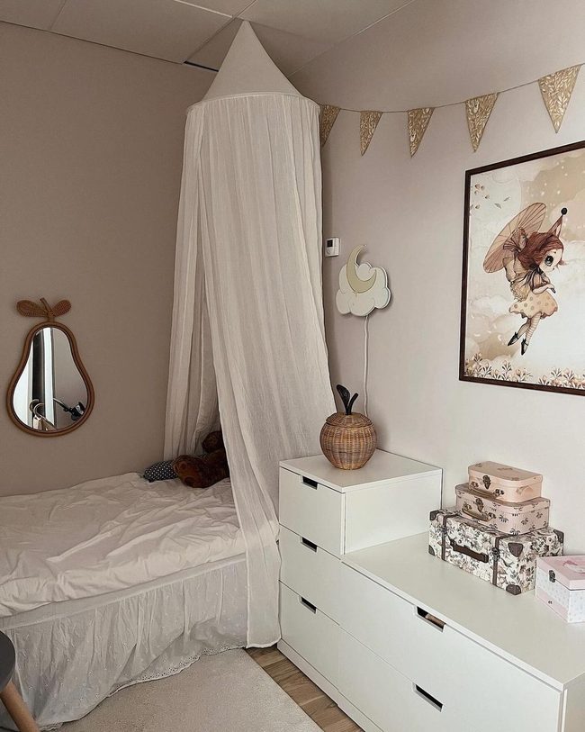 Soft Canopy Bedroom Sanctuary