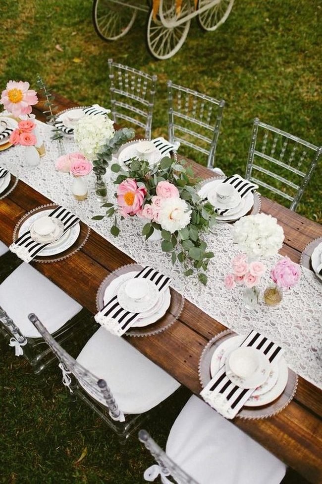Striped Napkins Garden Tablescape