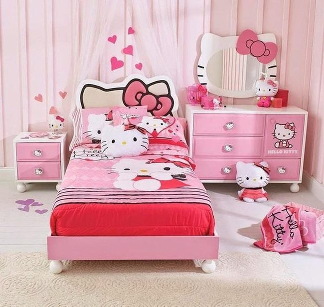 Pink Character Paradise Bedroom