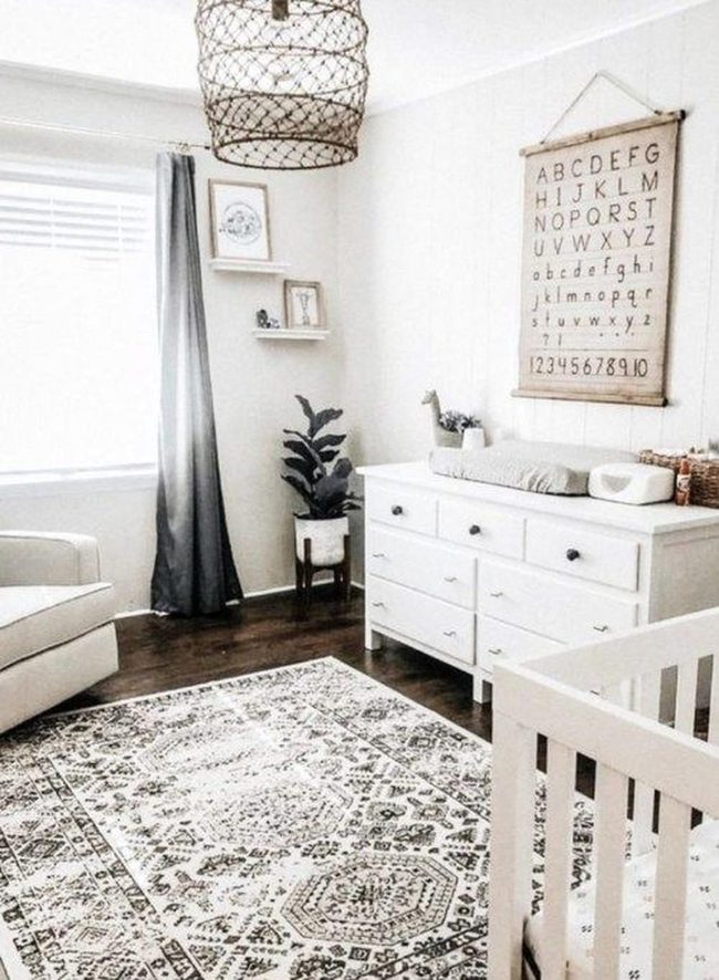 White Walls, Dark Wood Foundation