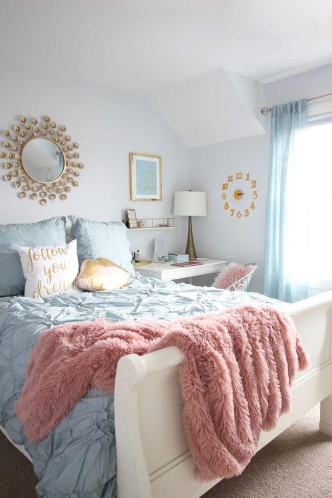 Blue Bedroom Golden Sunburst