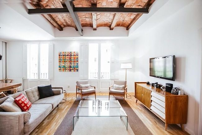 Exposed Brick Ceiling Statement