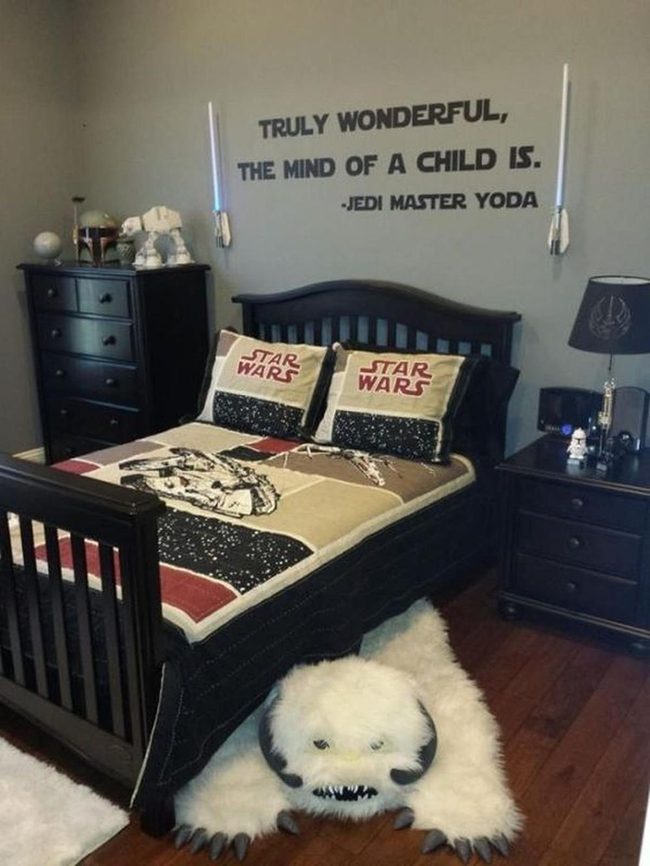Millennium Falcon Red Bedroom