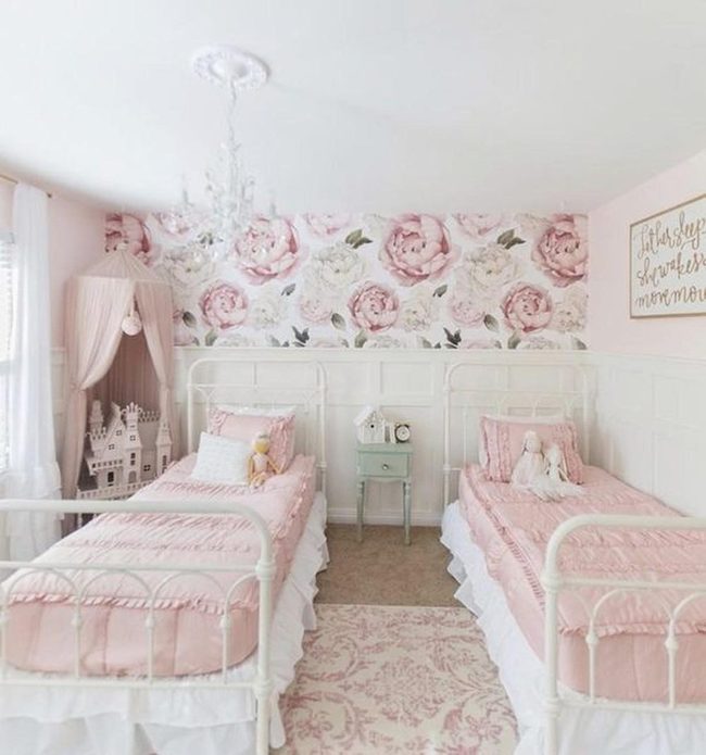 Pink Ruffled Beds, Floral Dreams