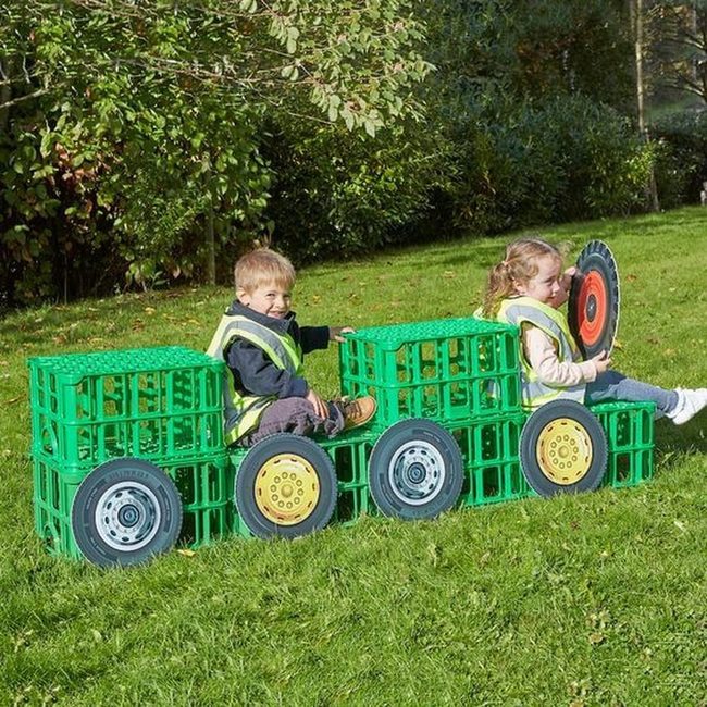 Cardboard Crate Racers