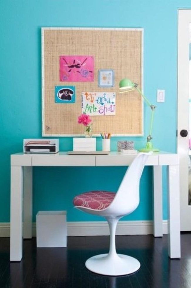Turquoise Walls, Dark Wood Foundation