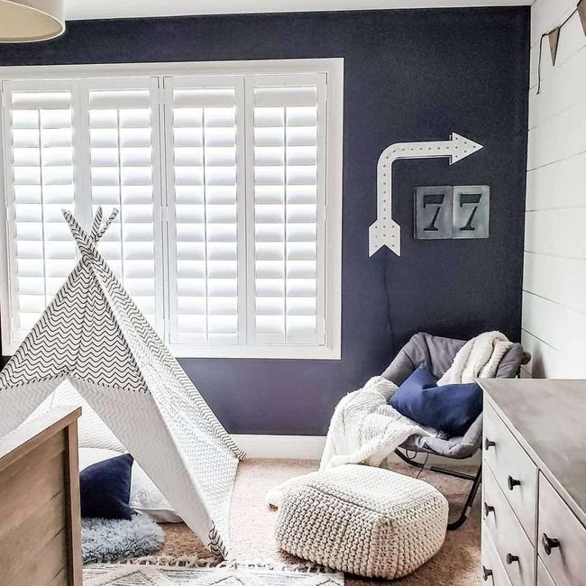 Gray Chair, Beige Pouf, Wave Tent