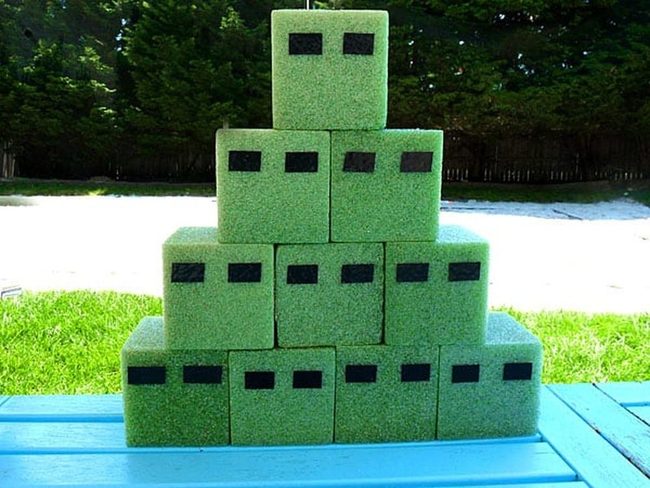 Wooden Blocks Destruction Game