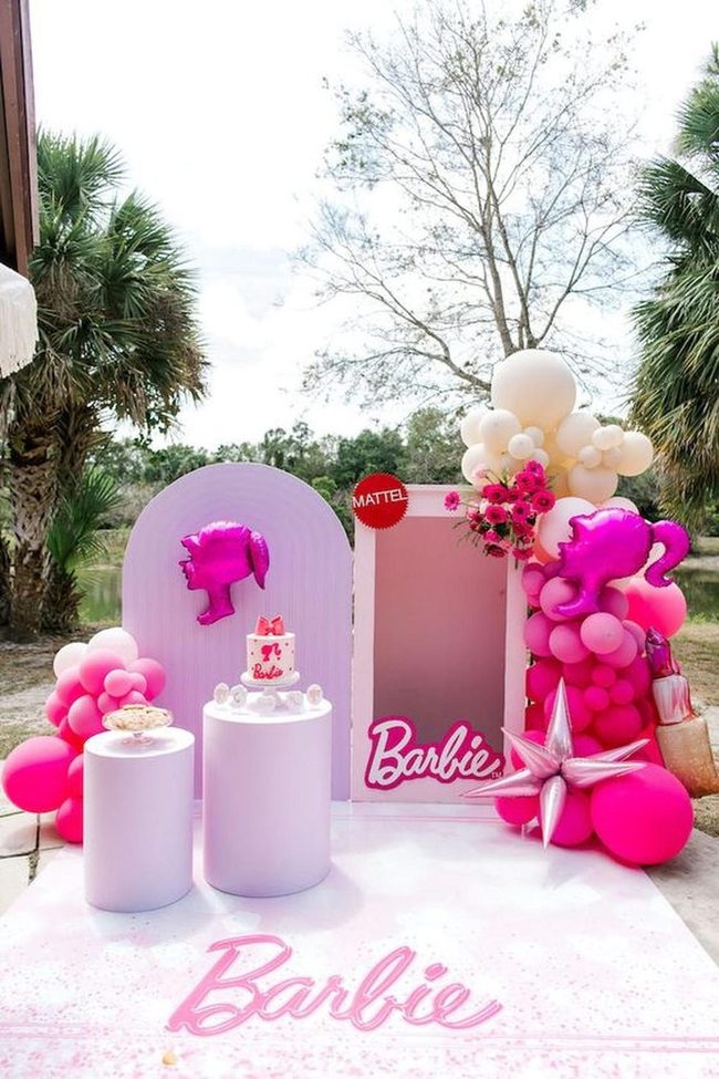 Pink Balloon Barbie Paradise