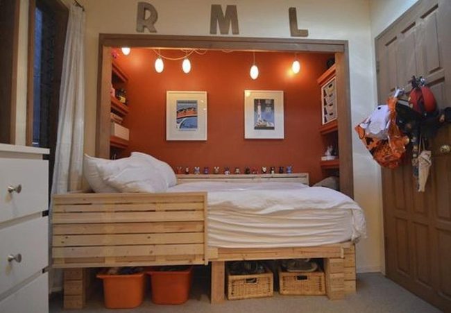 Orange Walls With Smart Storage