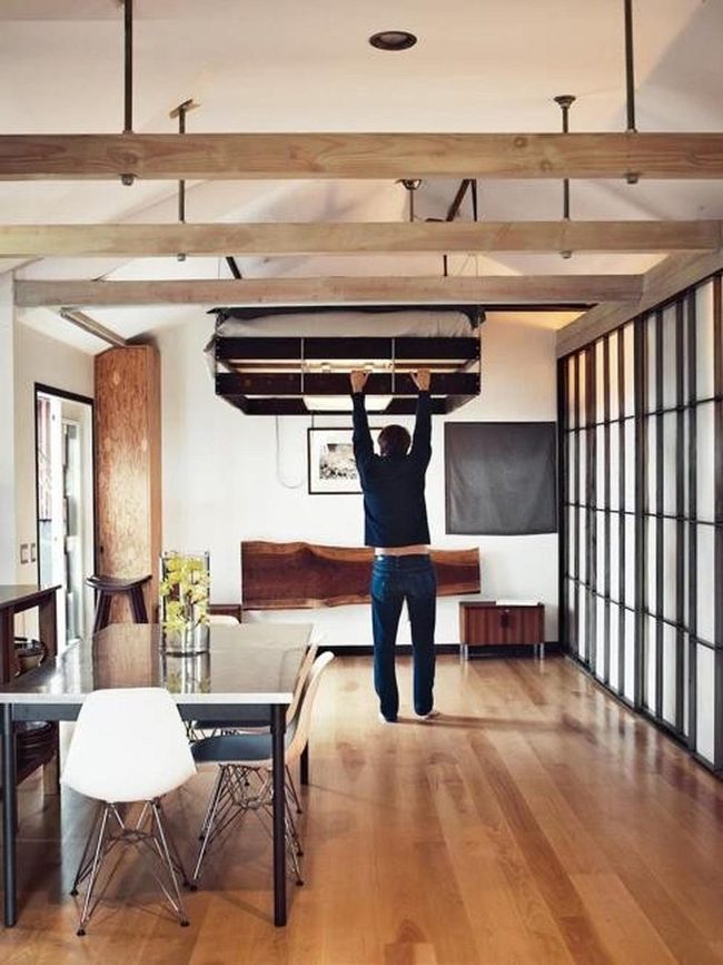 Space-Saving Murphy Bed Solution