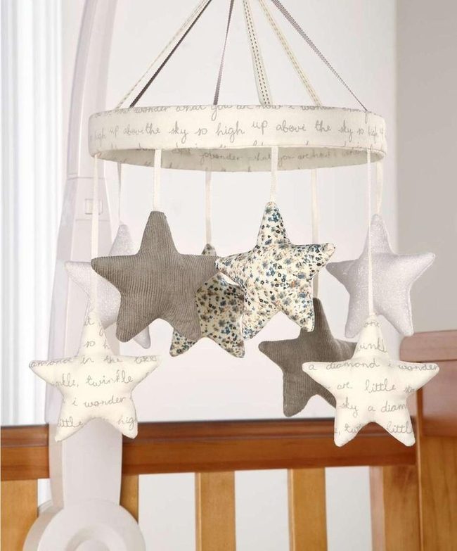 Cream Star Mobile With Wooden Base
