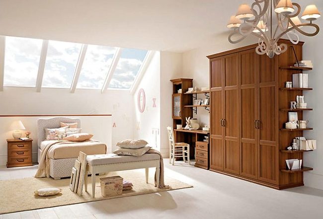 Light Wood Bedroom Sanctuary