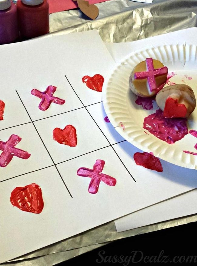 Potato Stamp Heart Tic Tac Toe