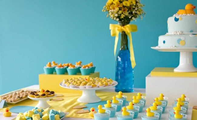 Yellow Ducks Blue Party