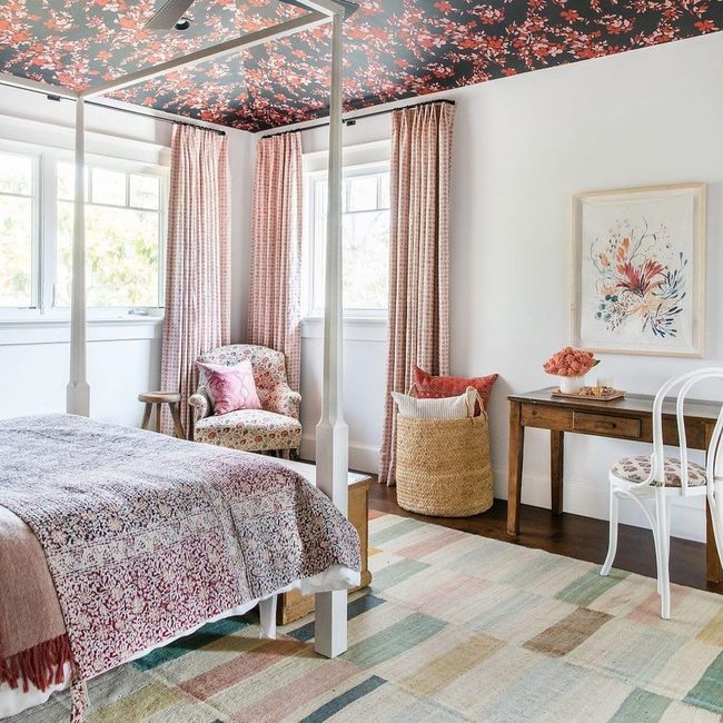 Ceiling Wallpaper Grows With Kids