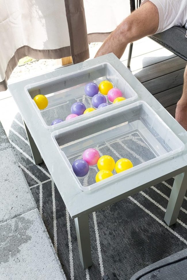 Colorful Balls, Gray Deck Serenity