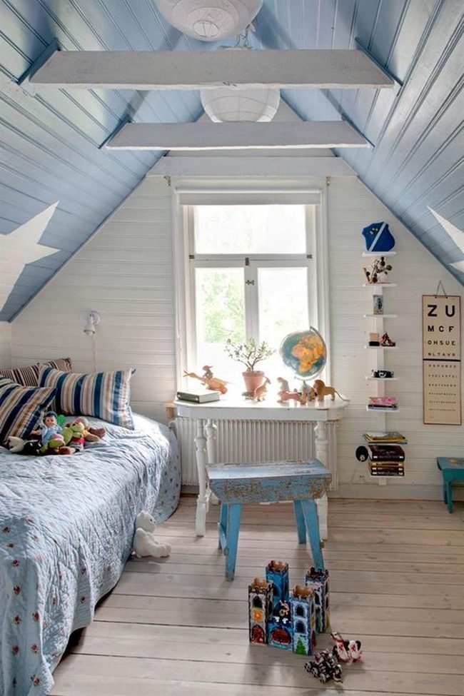 Light Blue Dreamer'S Den
