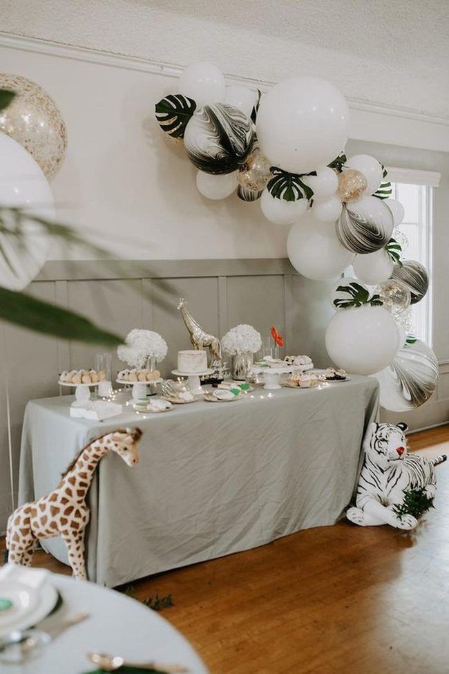 Stuffed Animals Garden Party