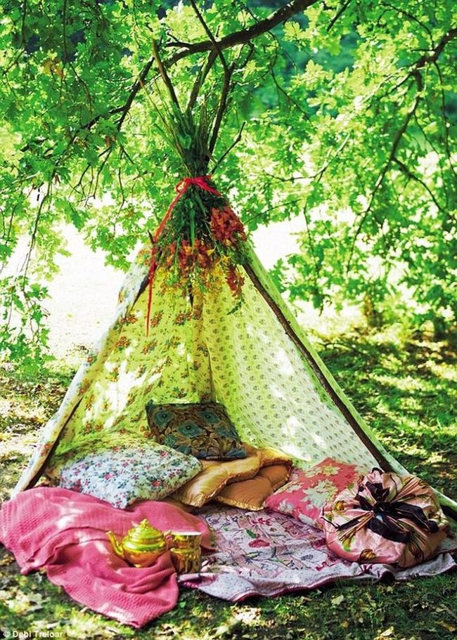 Green Canvas Tent With Patterned Bliss