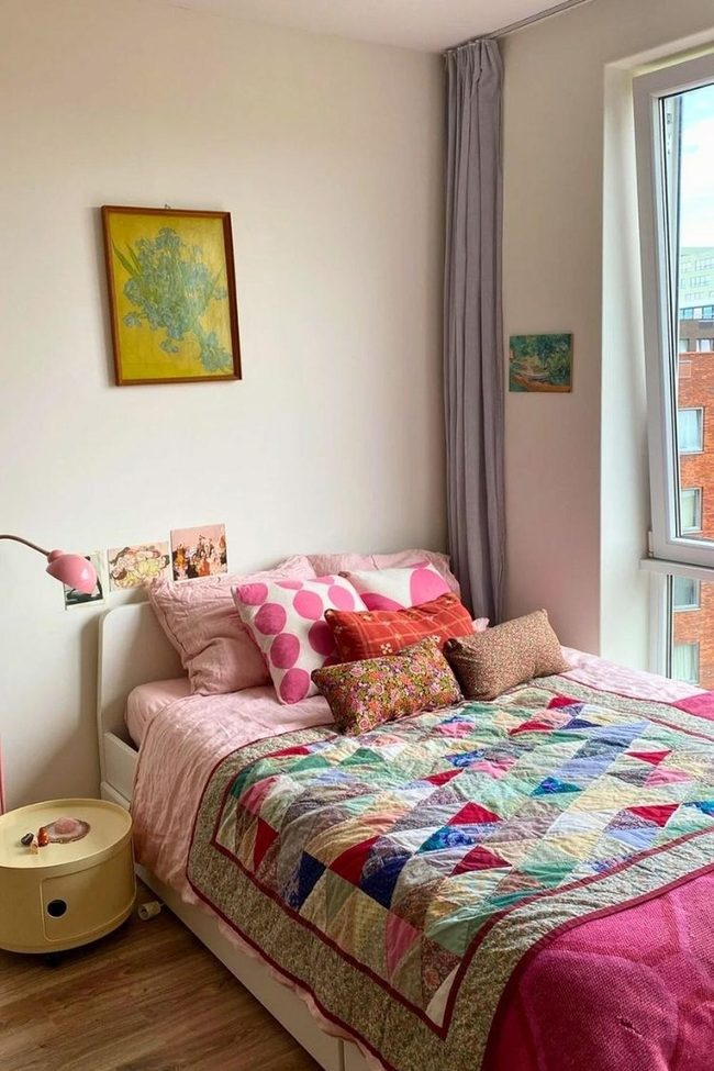 Chic Dorm Room Pink Bedding