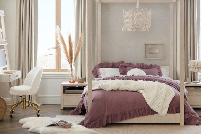 Mauve Walls, Pampas Sophistication